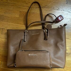 Michael Kors purse & wallet